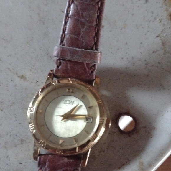 Citizen Gold Watch with Brown Leather Strap - Picture 1 of 2